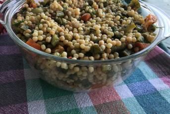 Garnitürlü Kuskus Salatası