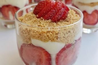 Çilekli Magnolia (Damak Çatlatan)