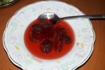 Ev Yapımı Çilek Reçeli Tarifi