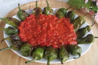 Kahvaltıya Biber Kızartması