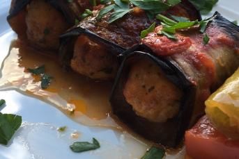Köfteli Patlıcan Sarma Tarifi