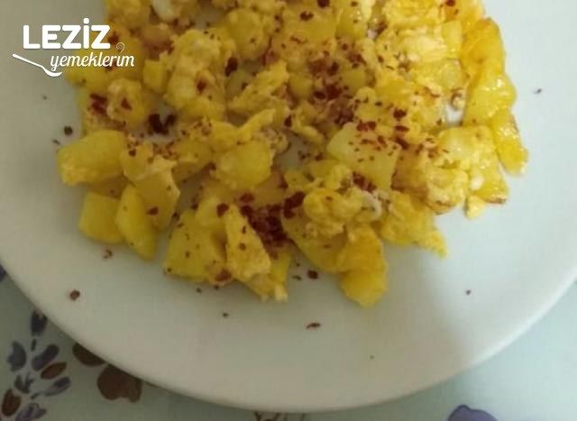Kahvaltılık Yumurtalı Patates Yapılışı