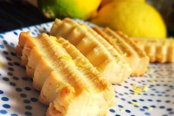 Limon Aromalı Bisküvi