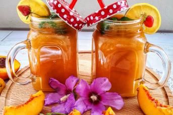 Doğal Şeftalili Limonata