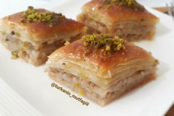 Nefis Ev Baklavası Tarifi