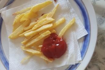 Ev Yapımı Bol Tuzlu Patates