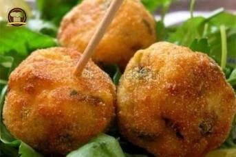 Bayat Ekmek Köftesi