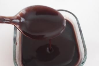 Ev Yapımı Çikolata Sosu (Hazırdan Çok Daha Lezzetli)