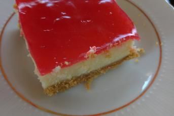 Vişne Soslu Cheesecake Tarifi