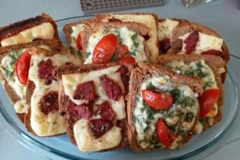 Ekmek Üstü Lezzetler