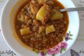 Patatesli Yeşil Mercimek Yemeği