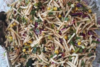 Erişte Salatası Nasıl Yapılır