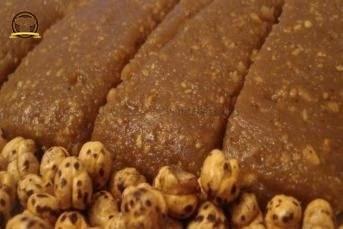 Fıstıklı Leblebi Helvası