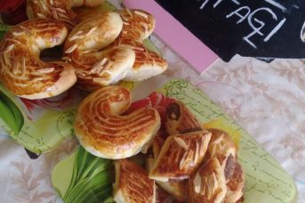 Limonlu Ay Çöreği