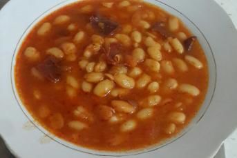 Pastırmalı Kuru Fasulye Tarifi