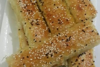 Nefis Pırasalı Börek Tarifi