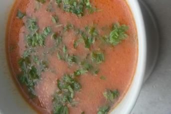 Pratik Domates Çorbası