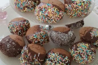 Reçelli Çikolatalı Kurabiye