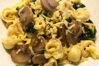 Ispanaklı Mantarlı Tortellini