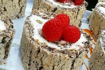 Budabeşte Pastası (Kütük Pasta)