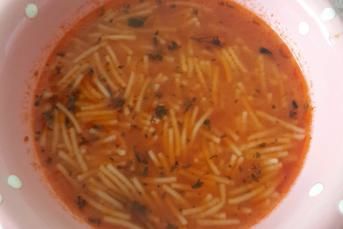 Tel Şehriye Çorbası