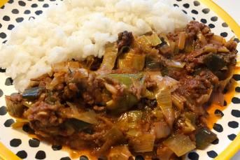 Kıymalı Pırasa Yemeği Tarifi