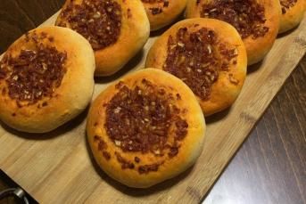 Acılı Poğaça Tarifi