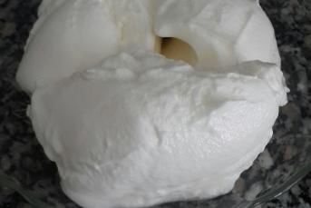 Taş Gibi Yoğurt Nasıl Yapılır