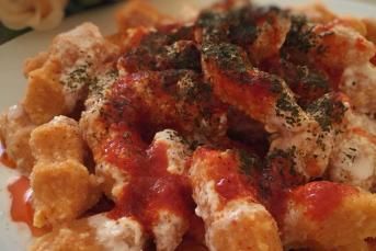 Yoğurtlu Soslu Bulgur Köftesi (Gliko)