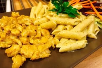 Pesto Soslu Makarna (Tavuk Dünyası Lezzetinde)