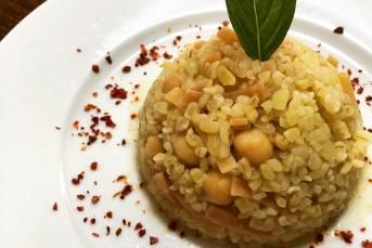 Erişteli Nohutlu Pilav