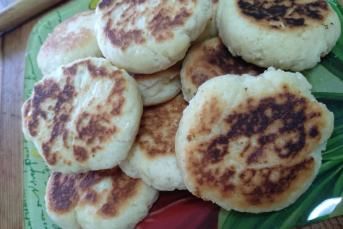 Rus Mutfağından Syrniki (Sırniki)