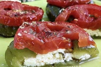 Pratik Peynirli Biber Dolması