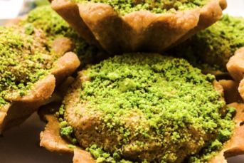 Tahinli Ve Fıstıklı Tart