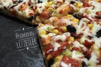 Evde Karışık Pizza Nasıl Yapılır