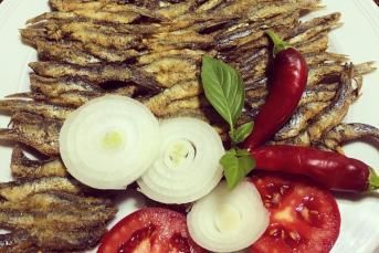 Çöp Şişte Hamsi Kızartma