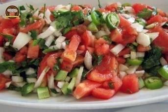 Beyaz Peynirli Çoban Salata