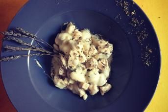 Kekikli Kremalı Tavuk