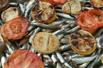 Izgara Tadında Fırında Hamsi