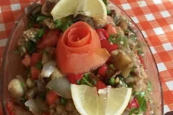 Mantarlı Patlıcan Salatası