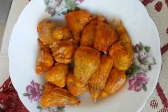 Kabak Çiçeği Dolması (Salçalı)