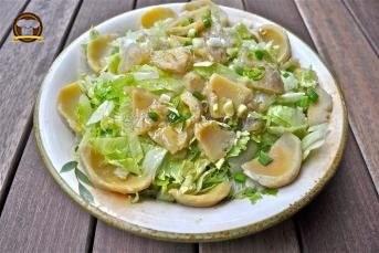 Enginarlı Marul Salatası