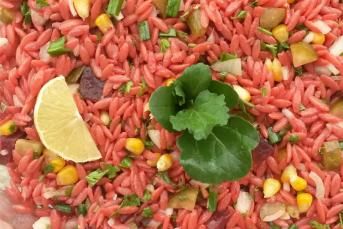 Kıpkırmızı Şehriye Salatası