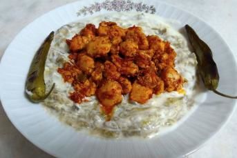 Patlıcan Yatağında Tavuk Sote Tarifi