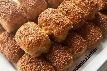 Kaşarlı Kumru Poğaça