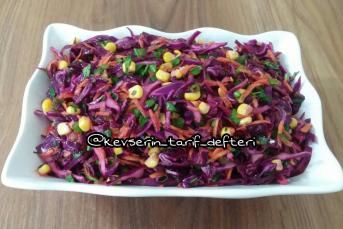 Nefis Mevsim Salatası Tarifi