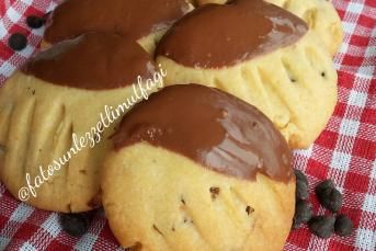 Cevizli Çikolatalı Kurabiye Tarifi