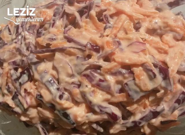 Yoğurtlu Mor Lahana Salatası Nasıl Yapılır