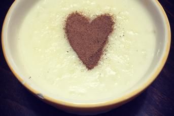 Ev Yapımı Nefis Sütlaç Tarifi