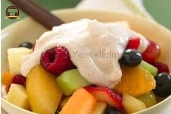 Tatlandırıcılı Meyve Salatası